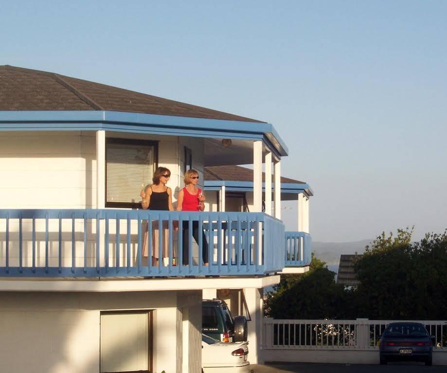Snells Beach Motel Экстерьер фото